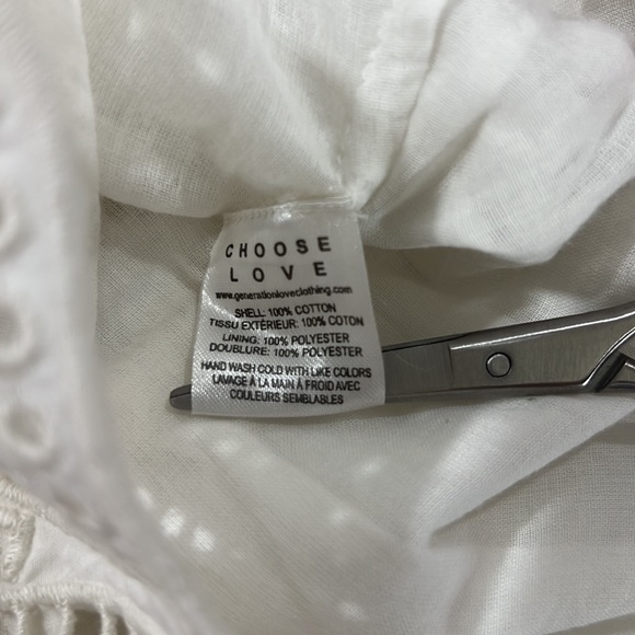 🆕Generation Love Daria Embroidered Skirt White Scalloped Edge Design Sz XXS - Picture 6 of 7